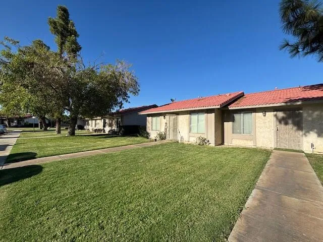 48266 Garbo Drive, Indio, California 92201 home-pic-19