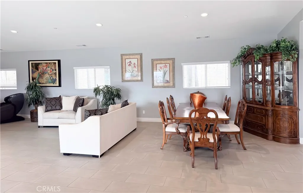 449 Skylark, San Bernardino, California 92405 home-pic-9