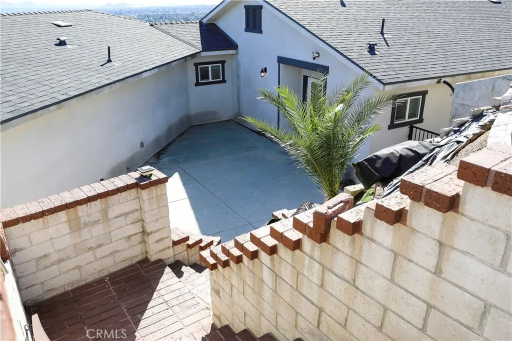 449 Skylark, San Bernardino, California 92405 home-pic-2