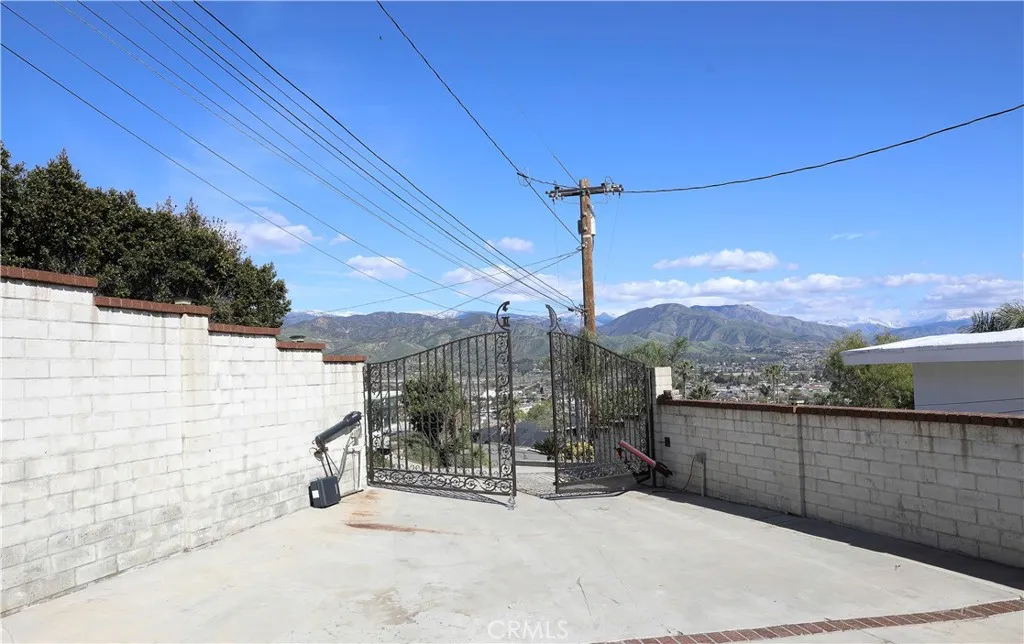 449 Skylark, San Bernardino, California 92405 home-pic-43