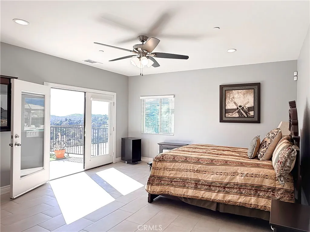 449 Skylark, San Bernardino, California 92405 home-pic-35
