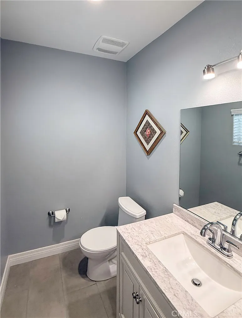 449 Skylark, San Bernardino, California 92405 home-pic-6