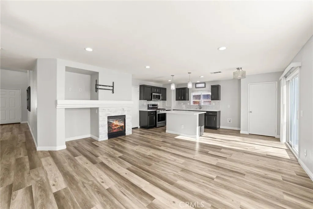 26941 Merced Street, Menifee, California 92584 home-pic-10