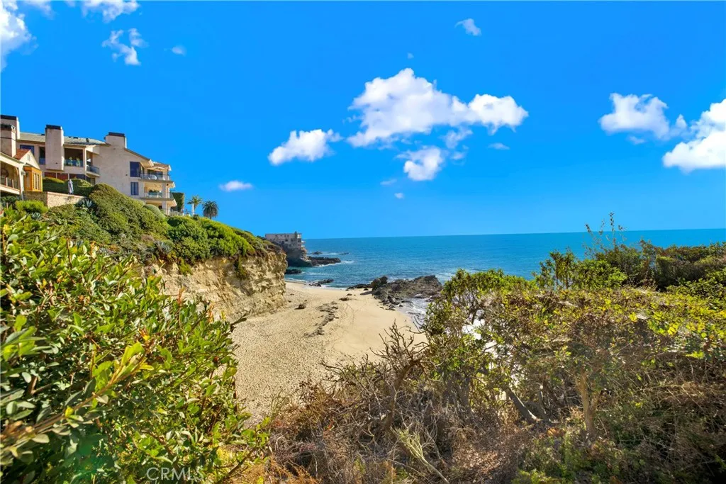 31561 Table Rock Dr. 213, Laguna Beach, California 92651 home-pic-19