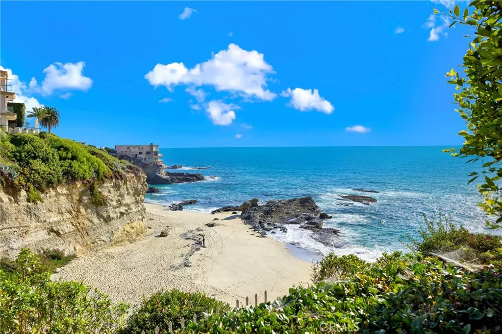 31561 Table Rock Dr. 213, Laguna Beach, California 92651 home-pic-18