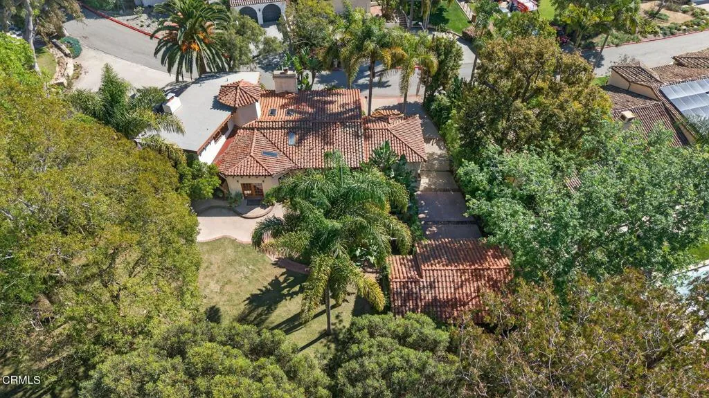 215 Barnard Way, Ventura, California 93001 home-pic-3