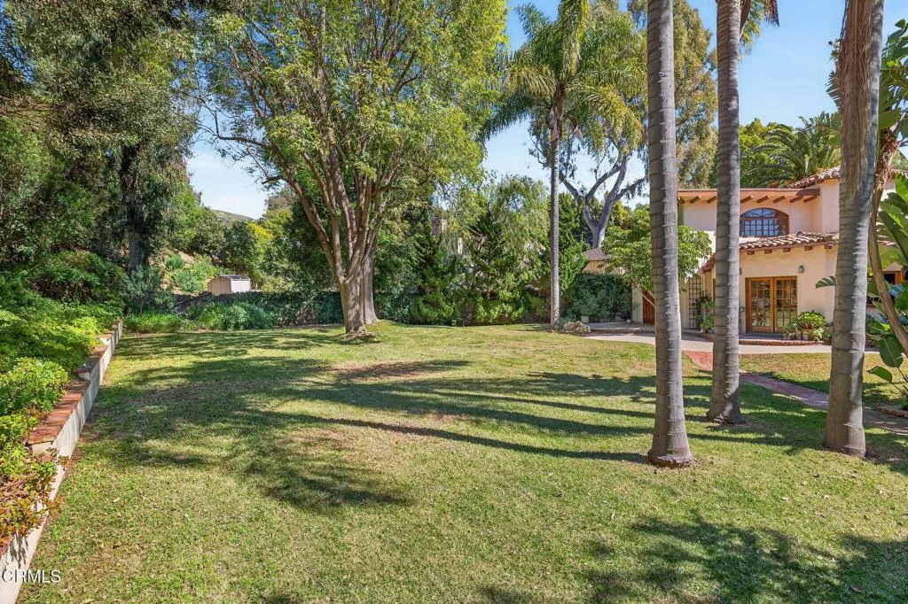 215 Barnard Way, Ventura, California 93001 home-pic-16