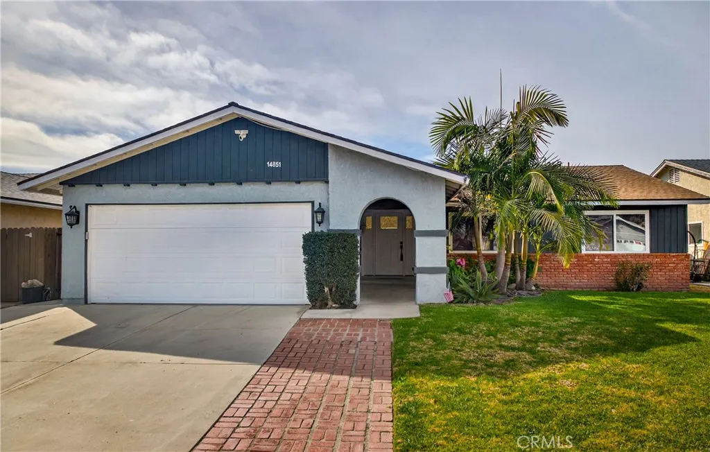 14851 Cliffrose Court, Moreno Valley, California 92553 home-pic-3