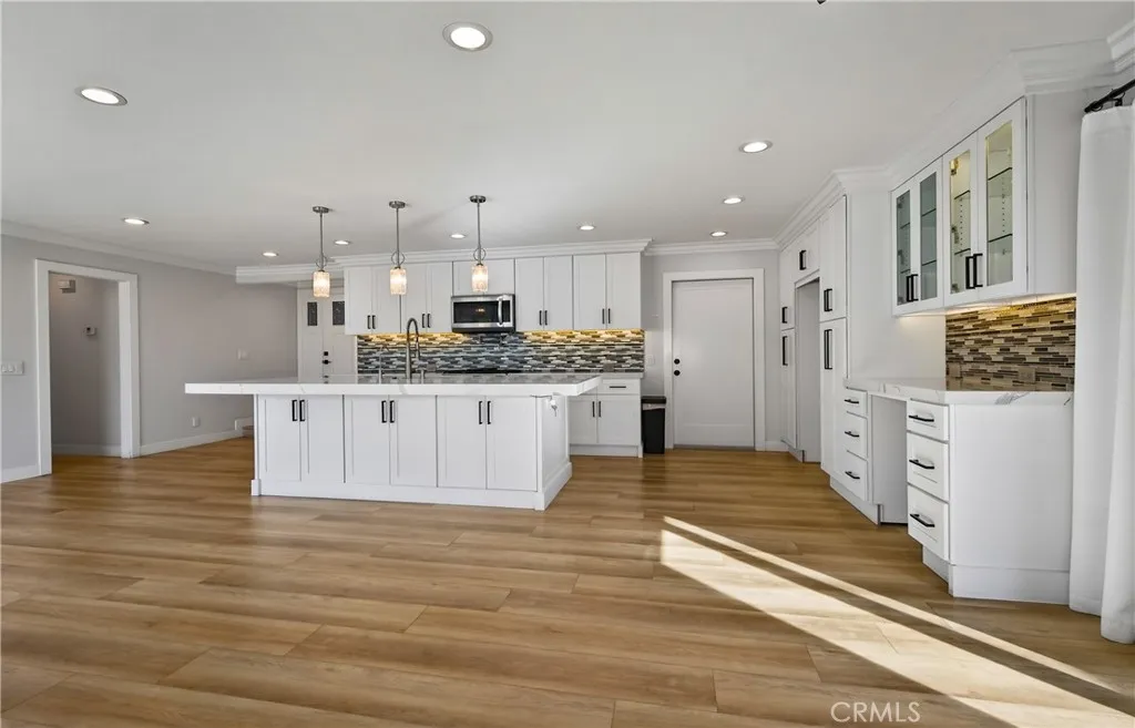 14851 Cliffrose Court, Moreno Valley, California 92553 home-pic-9