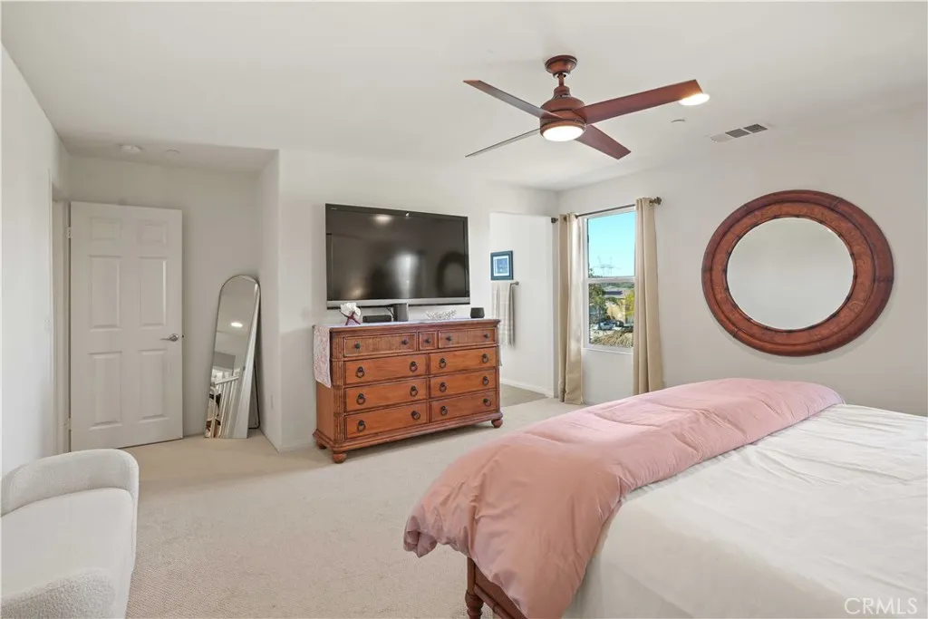 19833 Christopher Lane, Saugus, California 91350 home-pic-25