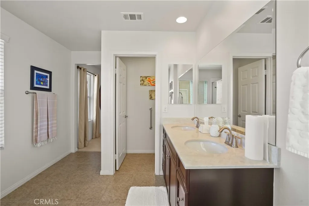 19833 Christopher Lane, Saugus, California 91350 home-pic-28