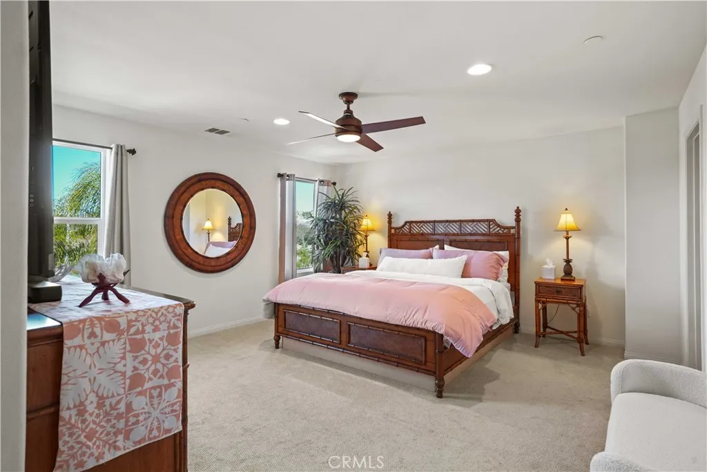19833 Christopher Lane, Saugus, California 91350 home-pic-24