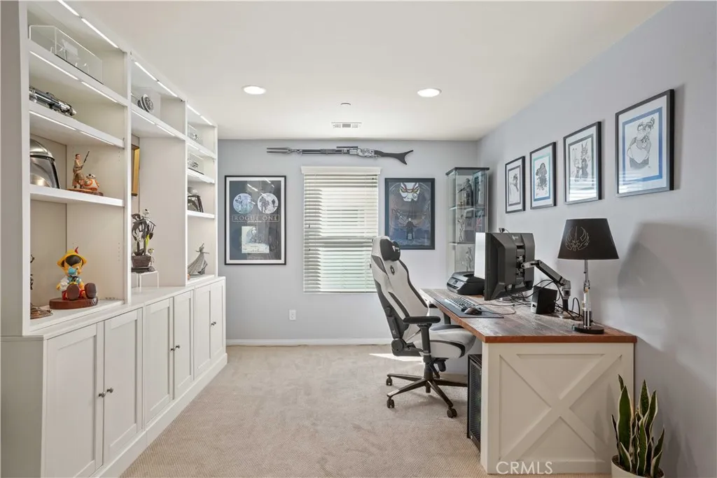 19833 Christopher Lane, Saugus, California 91350 home-pic-22