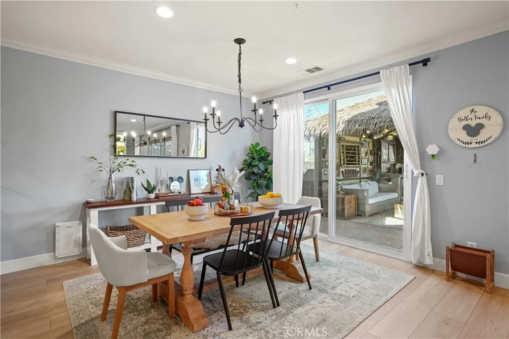 19833 Christopher Lane, Saugus, California 91350 home-pic-12