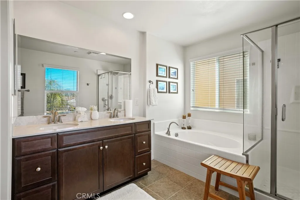 19833 Christopher Lane, Saugus, California 91350 home-pic-27