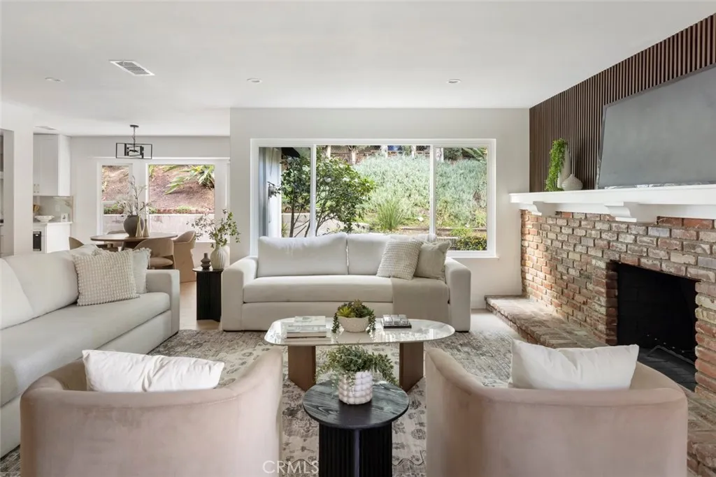 17712 Nearbank Drive, Rowland Heights, California 91748 home-pic-7