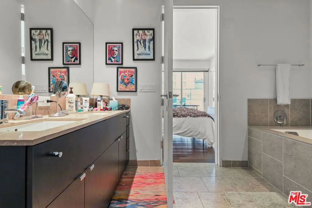 6250 Hollywood Boulevard 6l, Los Angeles, California 90028 home-pic-18