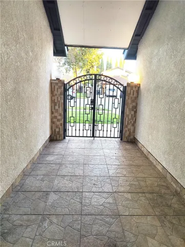 Front door courtyard