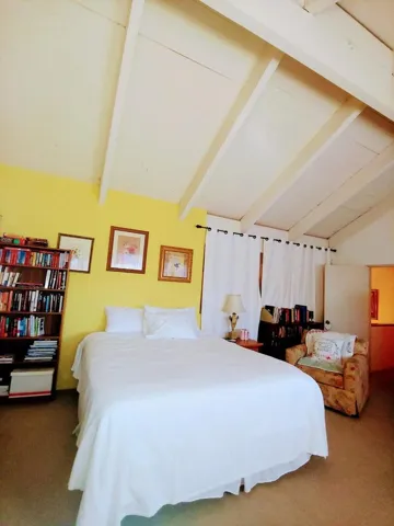Primary Bedroom (2nd Flr)
