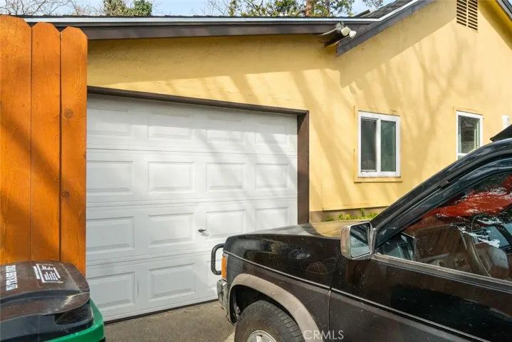 Front house - carport door