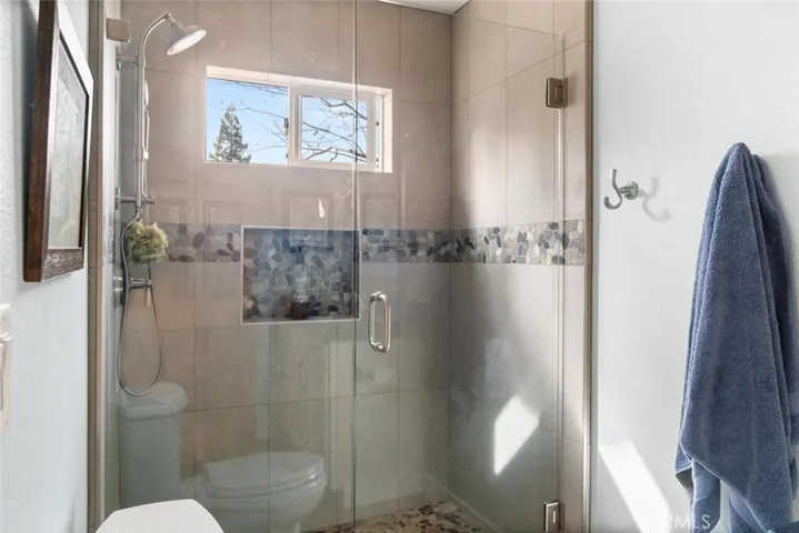 Back house - bathroom