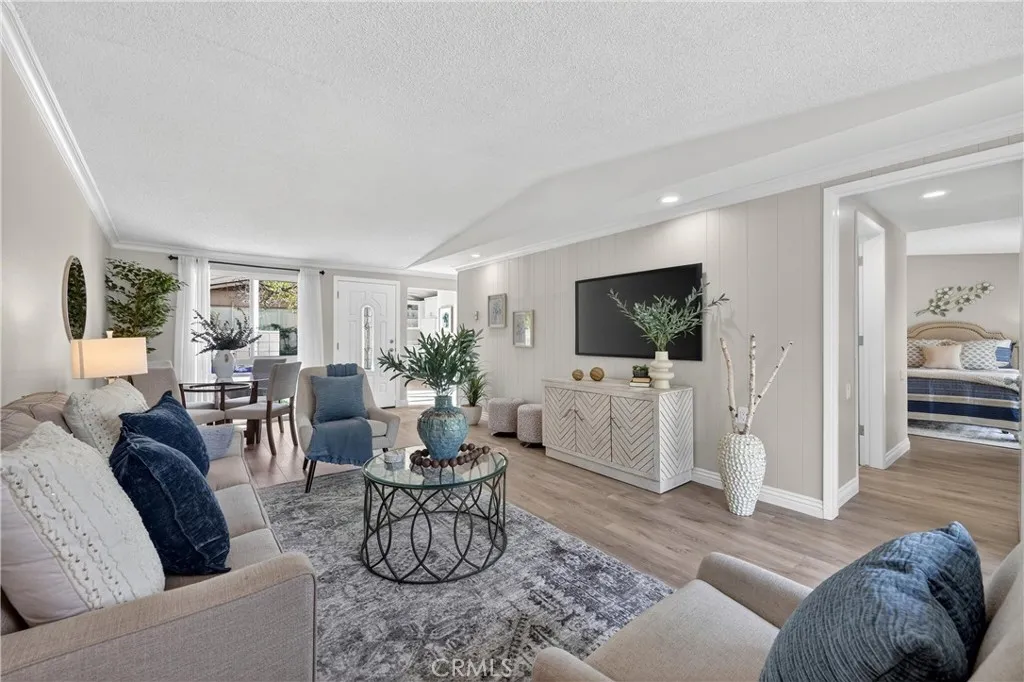 49 Calle Aragon B, Laguna Woods, California 92637 home-pic-10