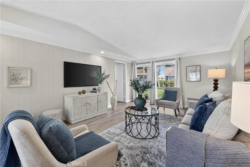 49 Calle Aragon B, Laguna Woods, California 92637 home-pic-8