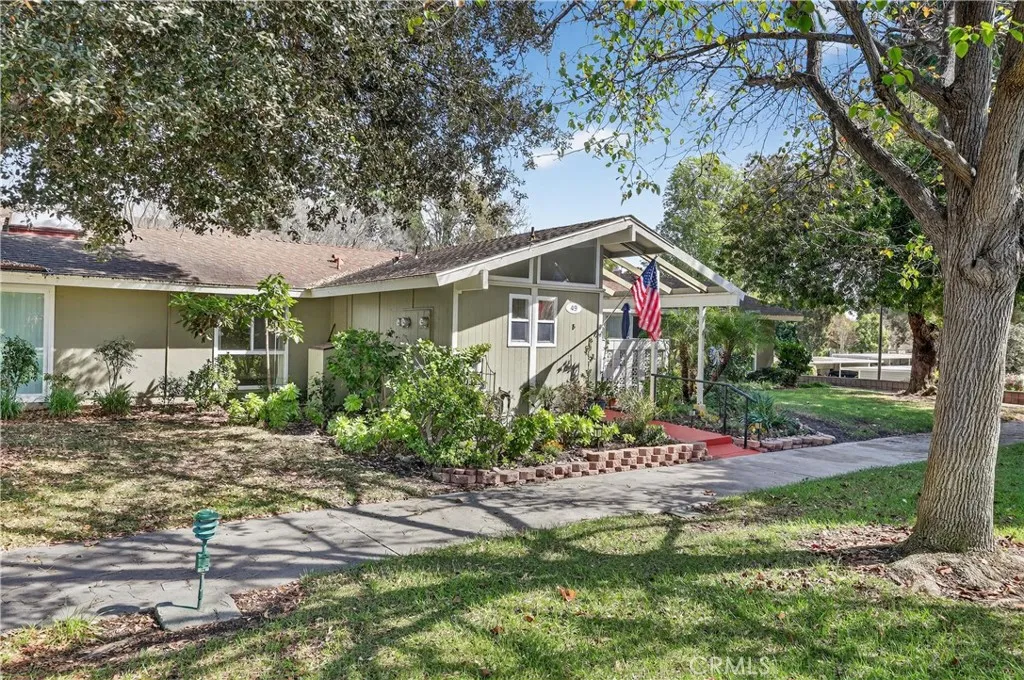 49 Calle Aragon B, Laguna Woods, California 92637 home-pic-3