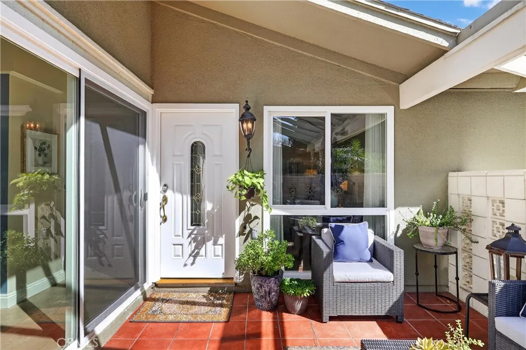 49 Calle Aragon B, Laguna Woods, California 92637 home-pic-27