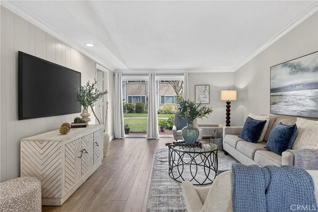 49 Calle Aragon B, Laguna Woods, California 92637 home-pic-7
