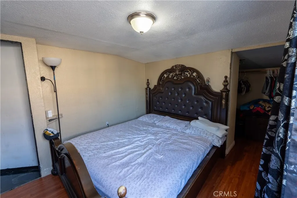 3895 Twining, Jurupa Valley, California 92509 home-pic-6