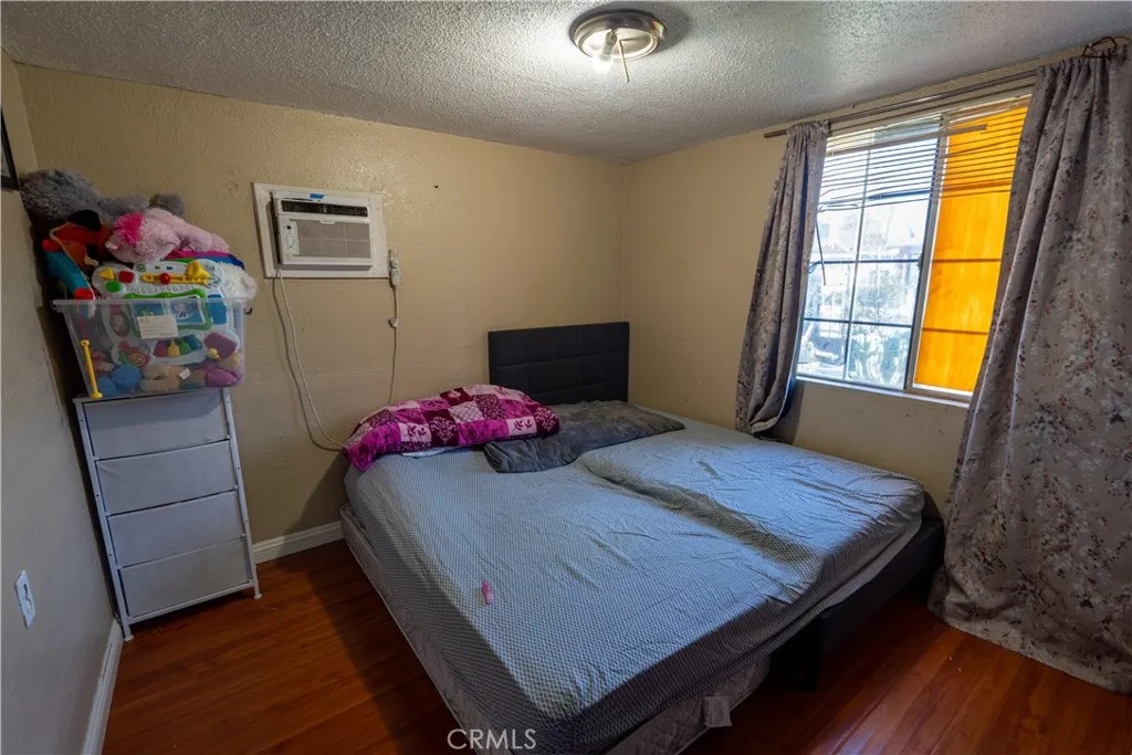3895 Twining, Jurupa Valley, California 92509 home-pic-14