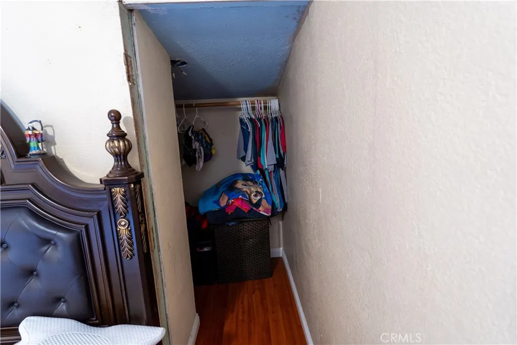 3895 Twining, Jurupa Valley, California 92509 home-pic-7
