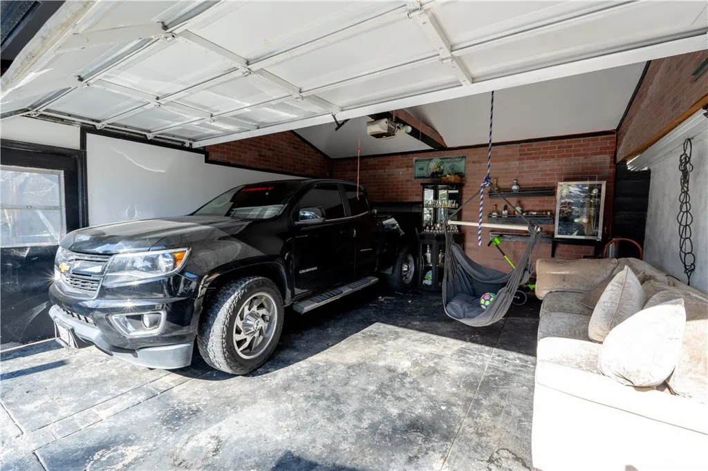3895 Twining, Jurupa Valley, California 92509 home-pic-22
