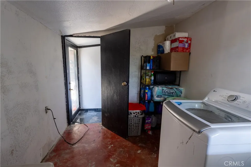 3895 Twining, Jurupa Valley, California 92509 home-pic-20