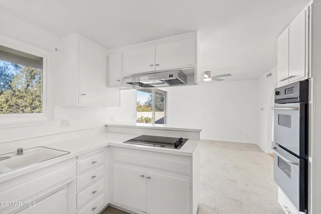 326 Longwood Court, Newbury Park, California 91320 home-pic-12
