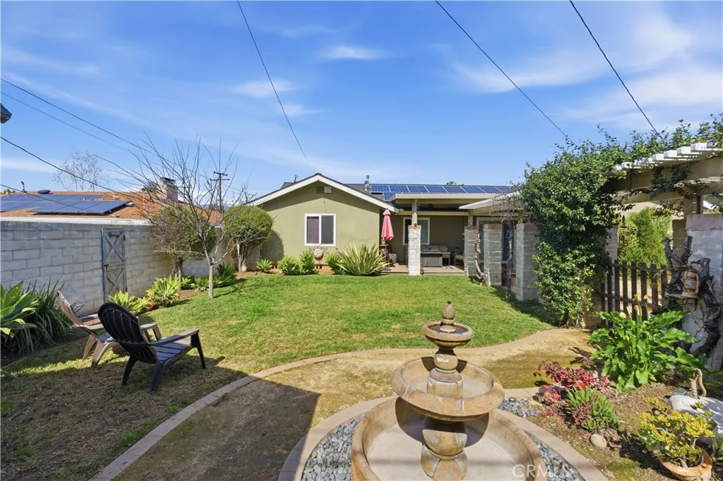 1524 E Old Badillo, Covina, California 91724 home-pic-32