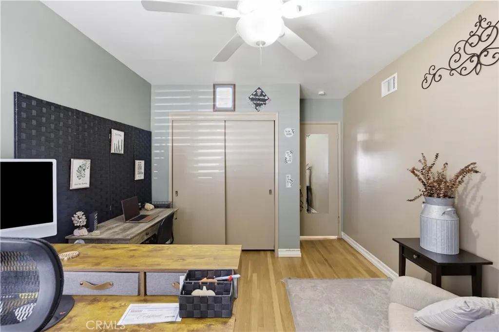 1524 E Old Badillo, Covina, California 91724 home-pic-25