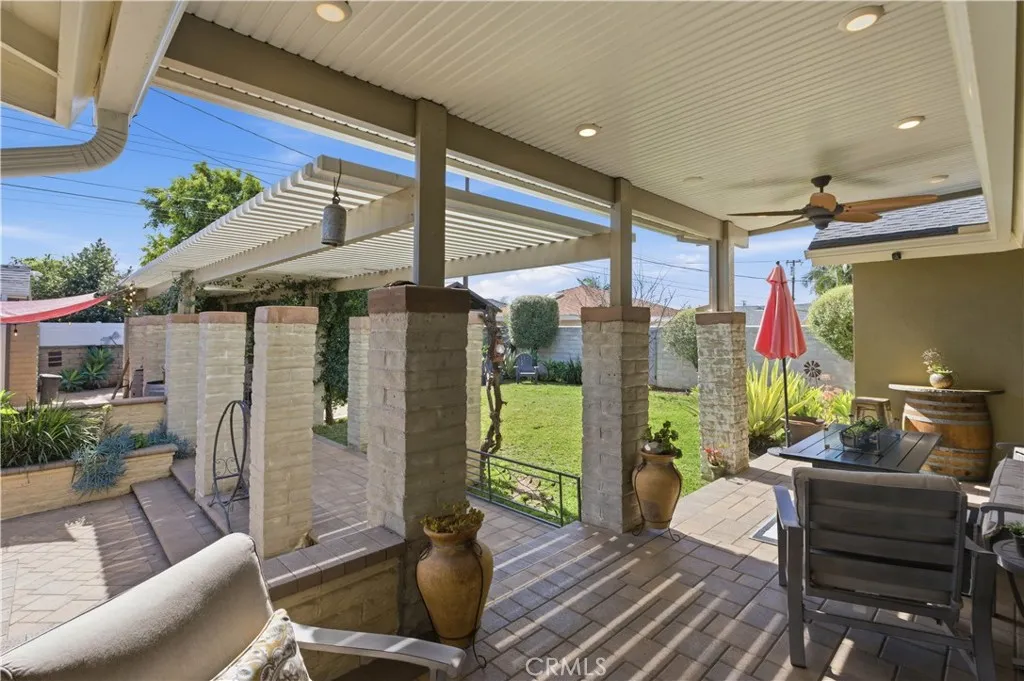 1524 E Old Badillo, Covina, California 91724 home-pic-41