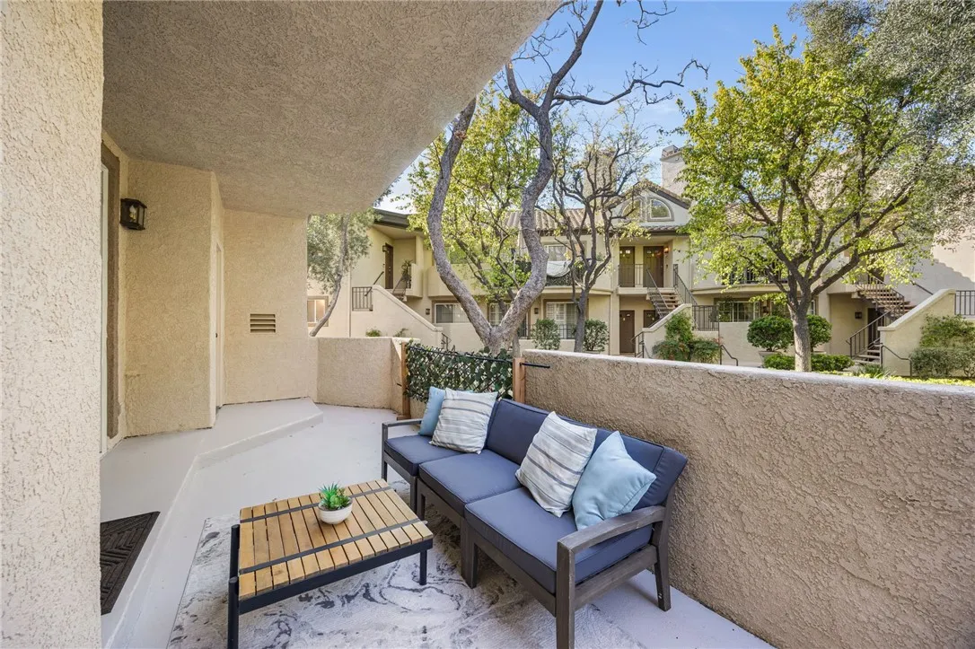 24109 Del Monte Dr  home-pic-9