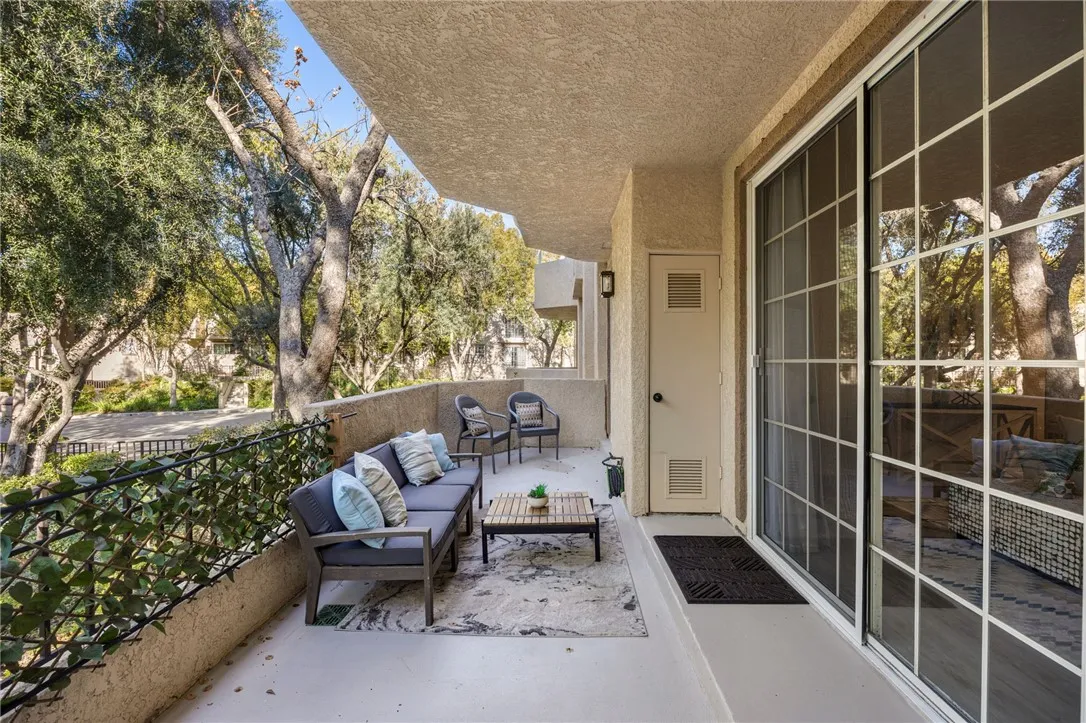 24109 Del Monte Dr  home-pic-8