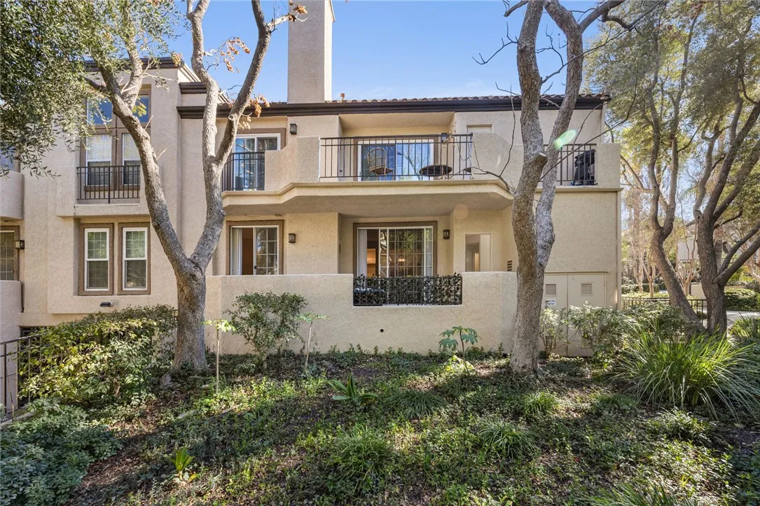 24109 Del Monte Dr  home-pic-13