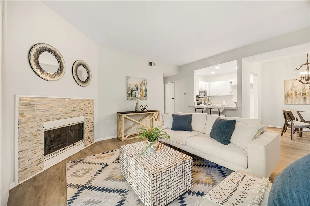 24109 Del Monte Dr  home-pic-1