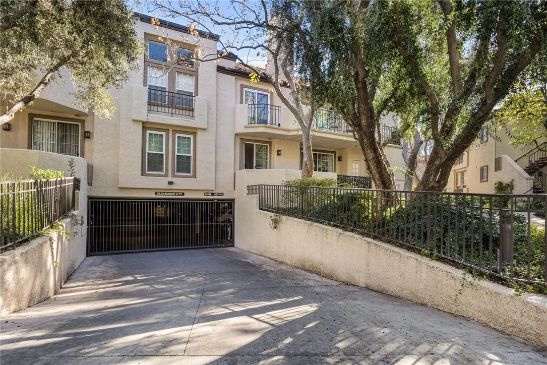 24109 Del Monte Dr  home-pic-14