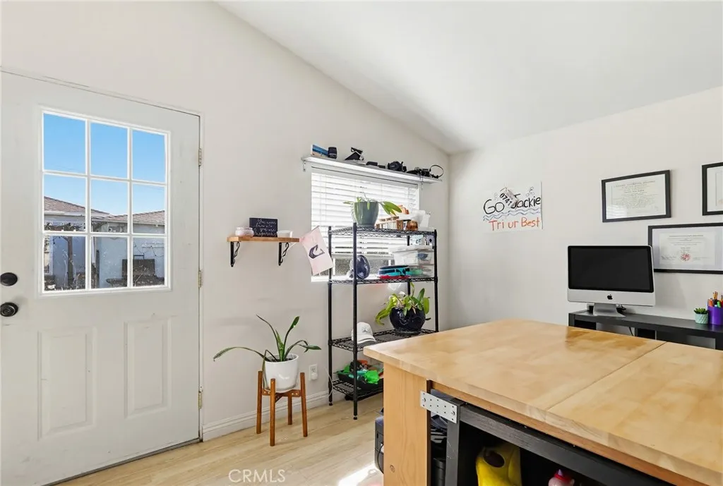 3237 W 133rd, Hawthorne, California 90250 home-pic-29