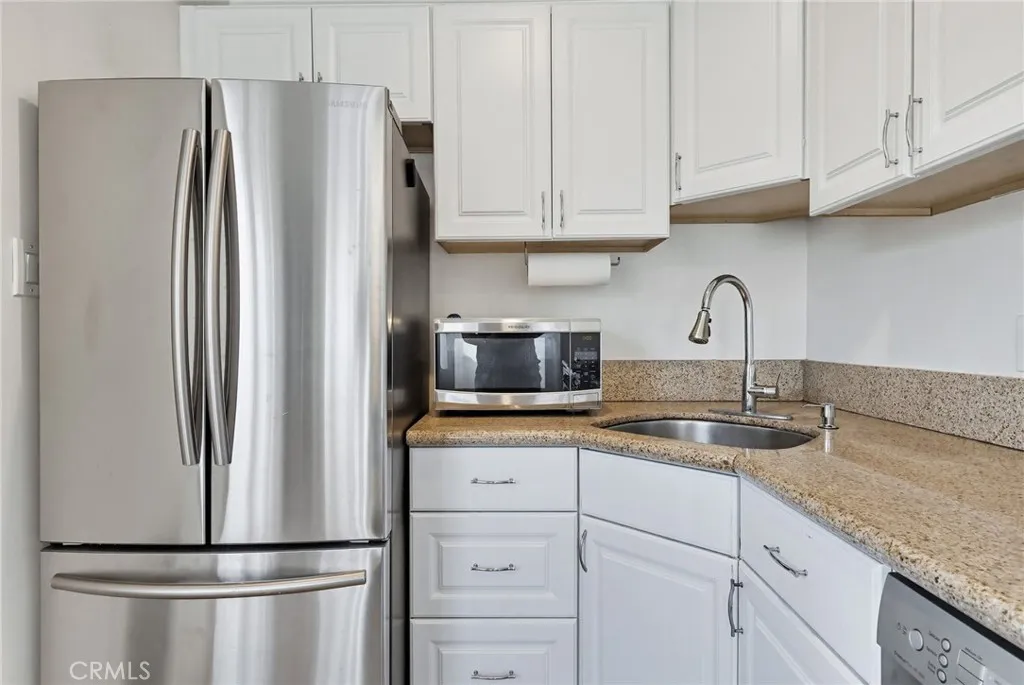 3237 W 133rd, Hawthorne, California 90250 home-pic-10