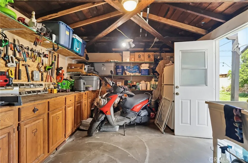3237 W 133rd, Hawthorne, California 90250 home-pic-21
