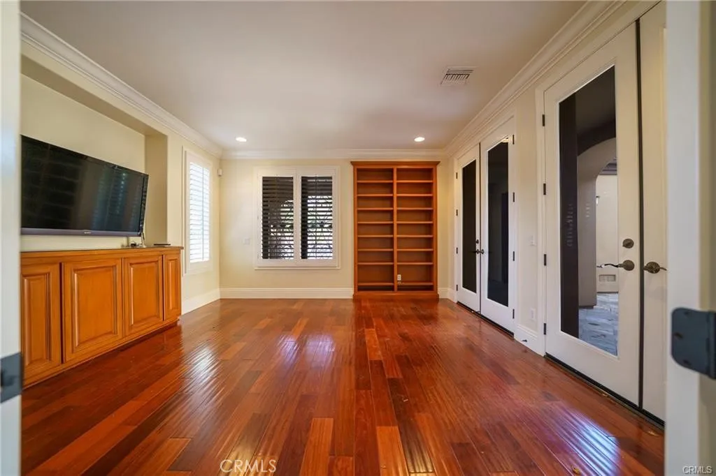 3338 Palermo Court, Pasadena, California 91107 home-pic-10