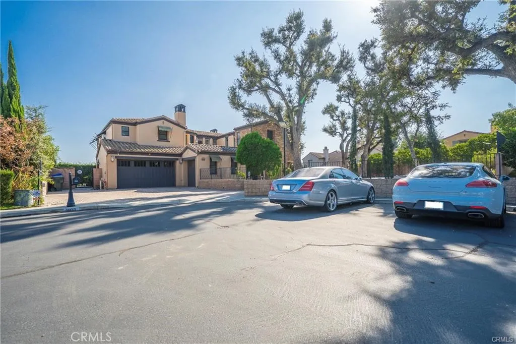 3338 Palermo Court, Pasadena, California 91107 home-pic-3