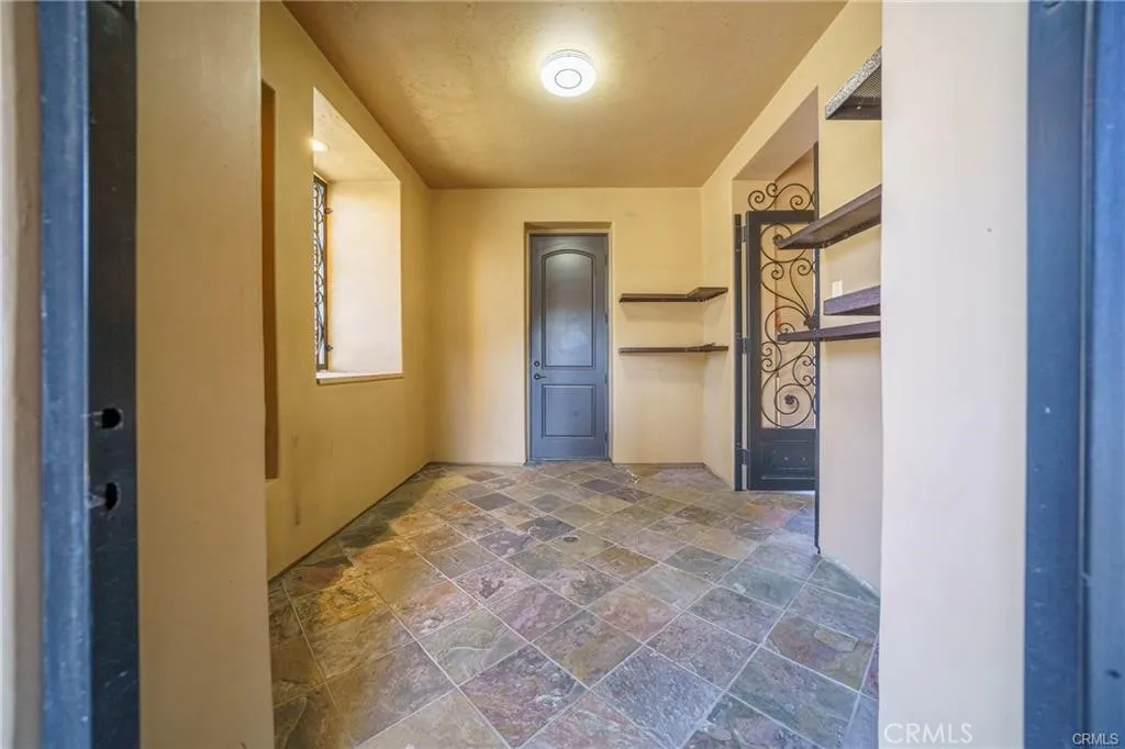 3338 Palermo Court, Pasadena, California 91107 home-pic-13
